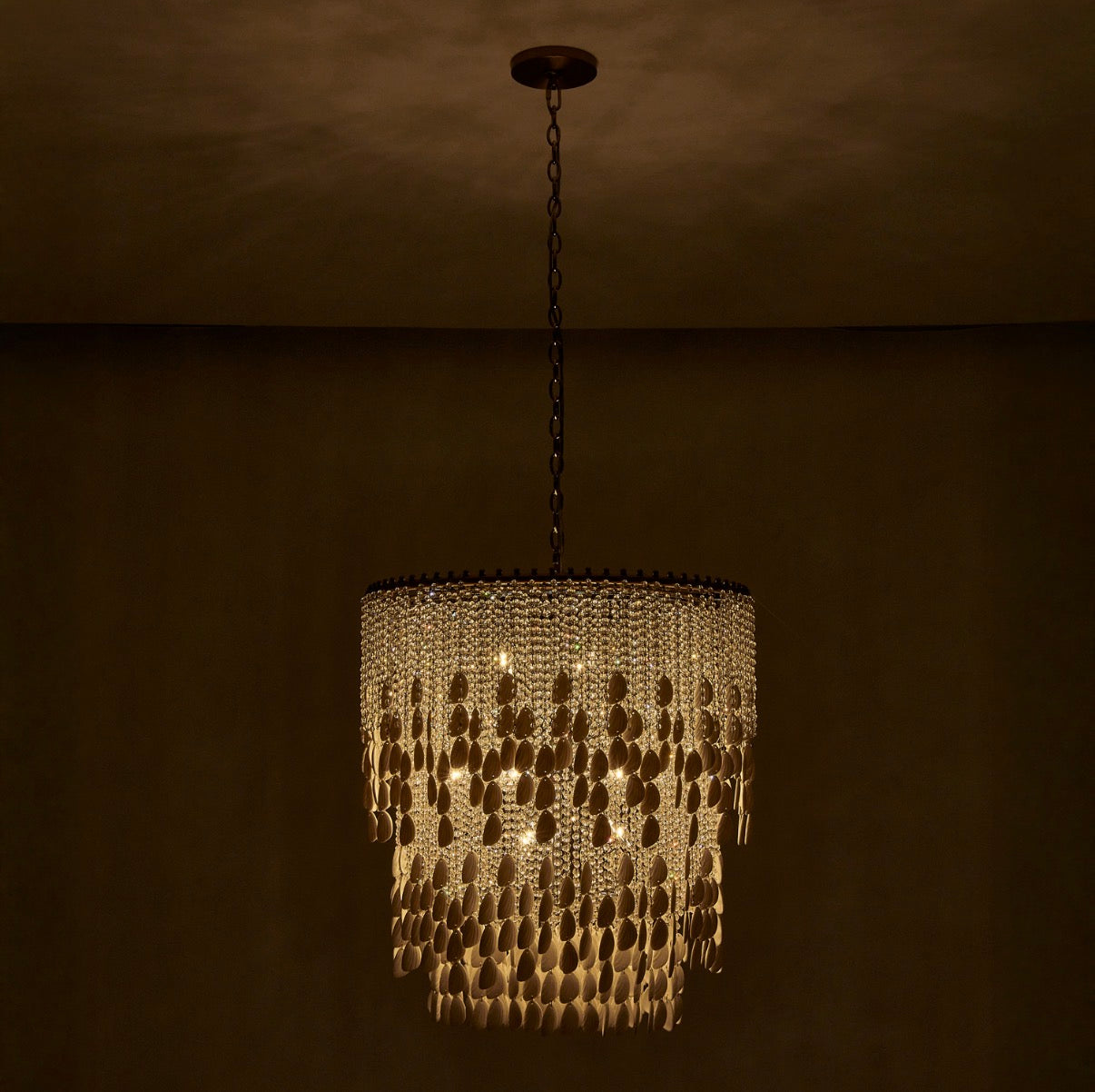 Farfalle 28 IN Chandelier